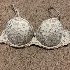 Cream lace bra